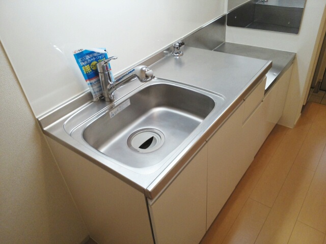 アルバモーダ キッチン