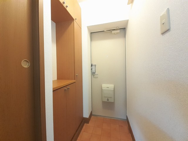 ウエストランド 玄関