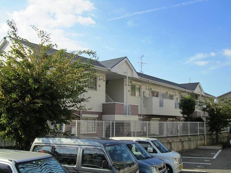 シルバーヴェリー金剛 外観