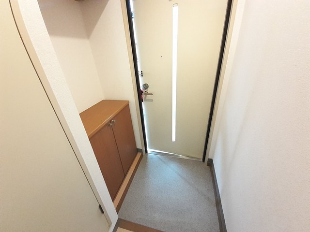 アンソレイエ 玄関