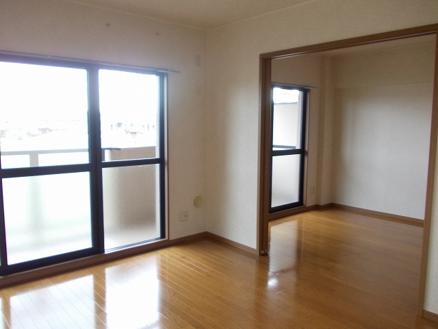 アベニールみなみの リビング