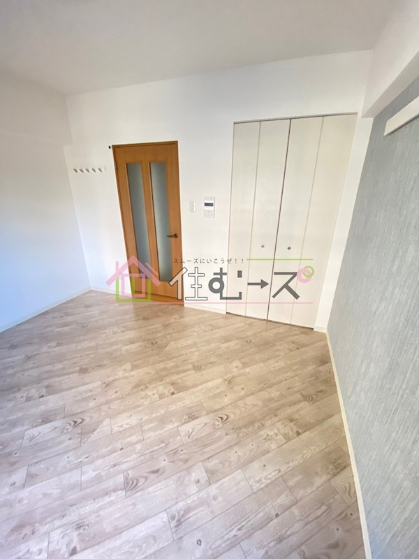 モンテ新大阪 リビング