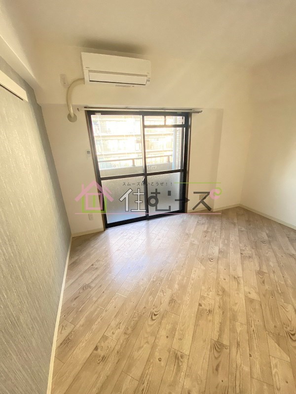 モンテ新大阪 ベッドルーム