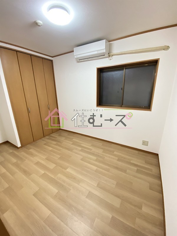 土井マンション ベッドルーム