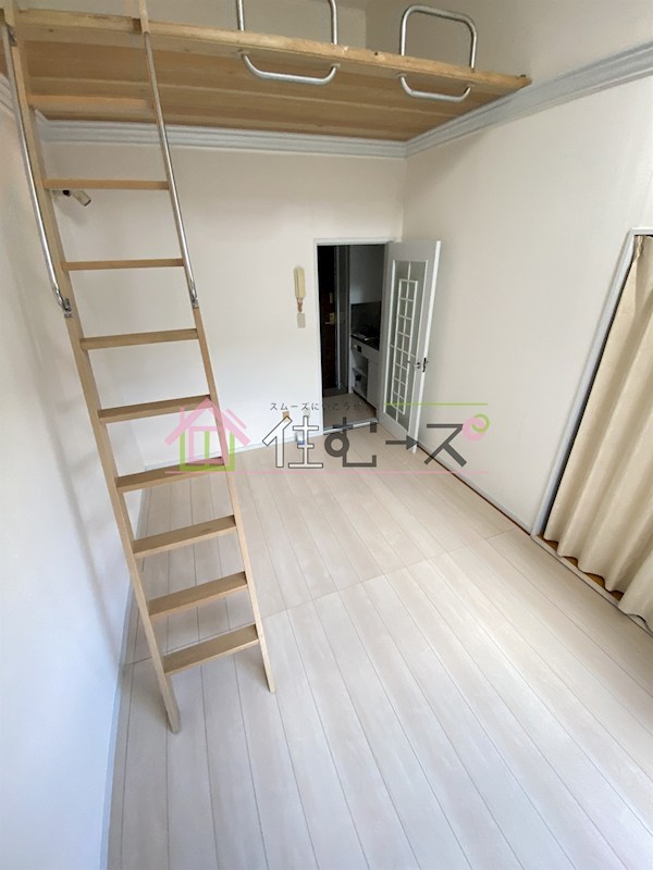 レインボー天下茶屋 リビング