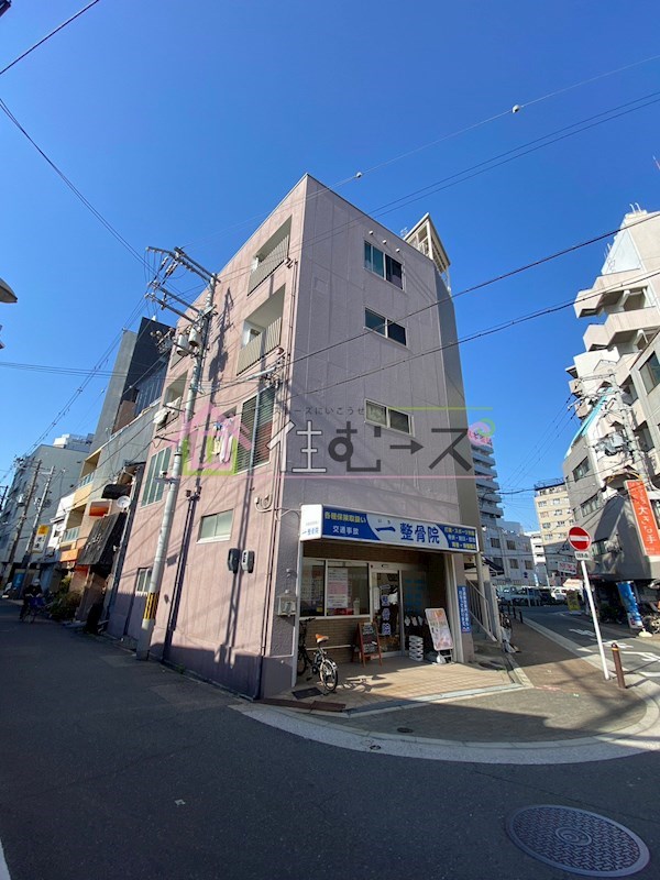 岸里AMステーションビル 外観