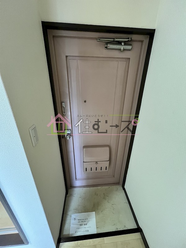 ルベール公園前 玄関