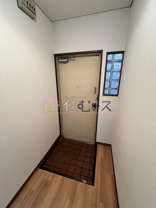 プラザハイツ大西 玄関