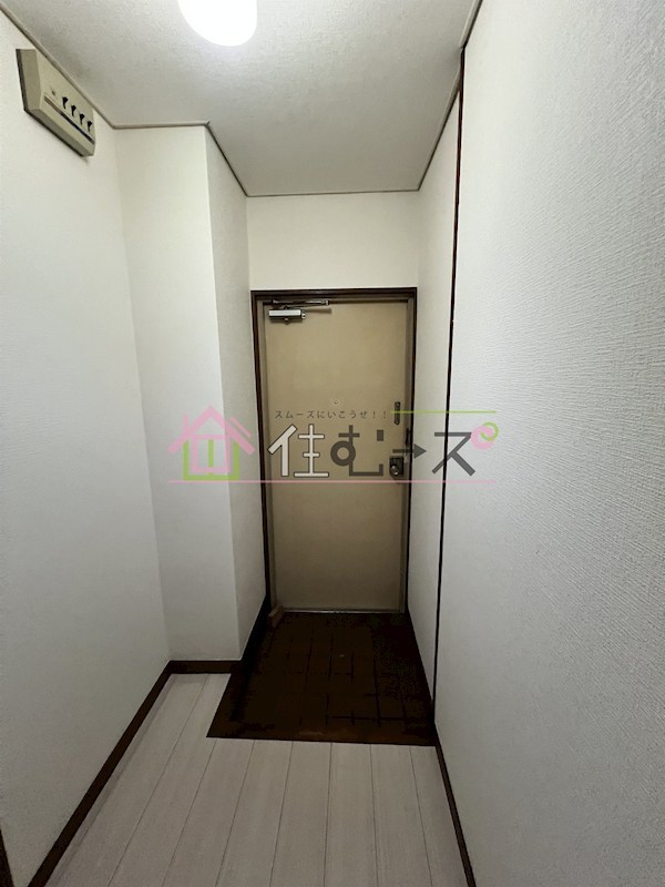 プラザハイツ大西 玄関