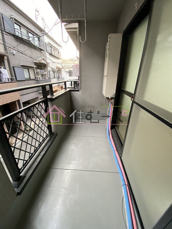 千本南2丁目戸建て ベランダ