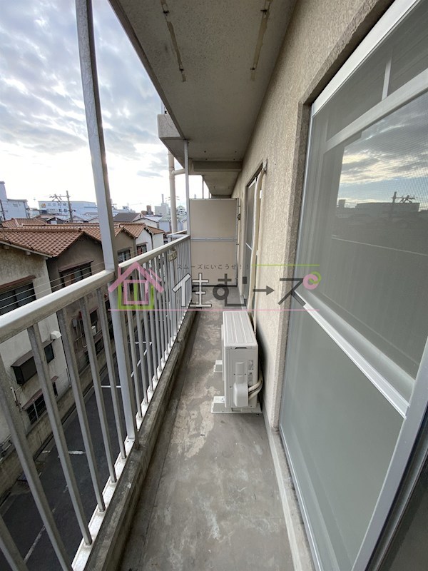 リアライズ玉出 ベランダ