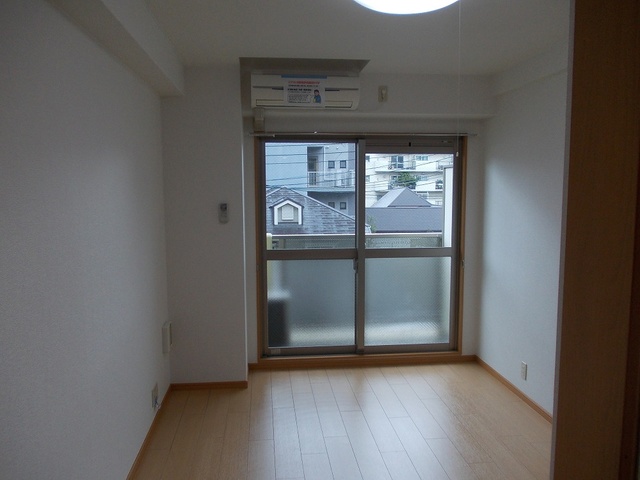 ラ　ヴィータ リビング