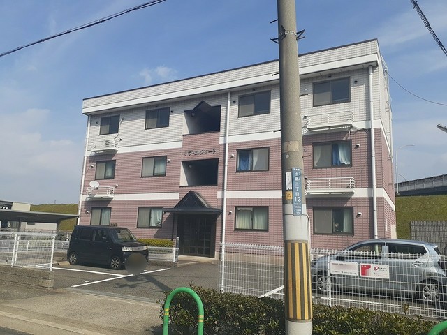 リヴ・エファート 外観