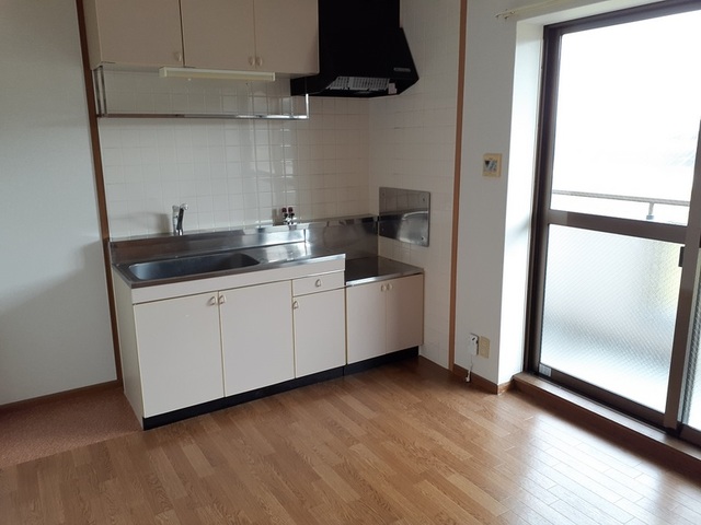 リヴ・エファート リビング