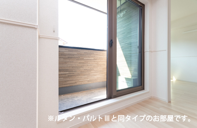 リヴァーサイド　ヴィラ ベランダ