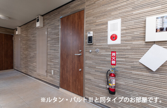 リヴァーサイド　ヴィラ 玄関