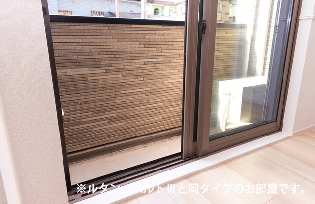 リヴァーサイド　ヴィラ ベランダ