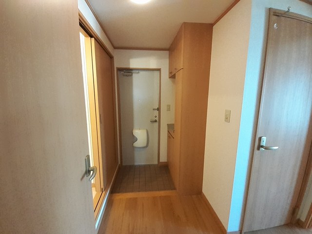 アルモニー綾園 玄関