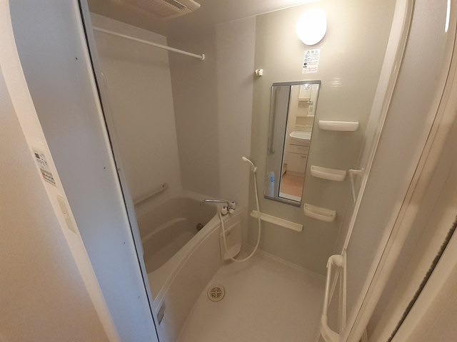 アルモニー綾園 風呂画像