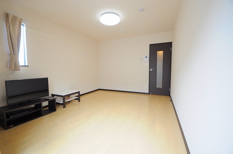 クレイノＳＡＫＵＲＡ リビング