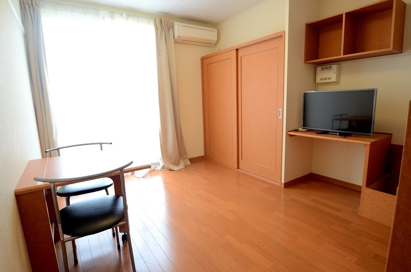 レオパレスパストラルＡ リビング