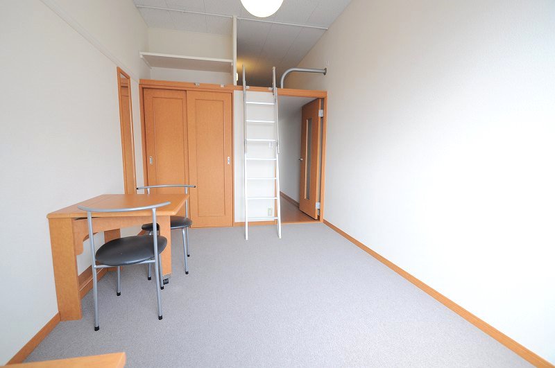 レオパレスＧａｒｄｅｎ ベッドルーム