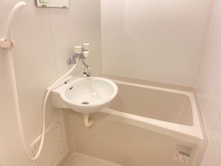 レオパレスパティオ仁川 風呂画像