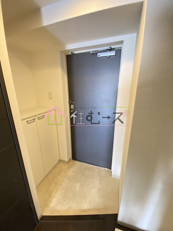 エスリードコート難波ウエスト 玄関