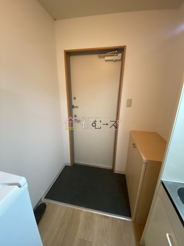 MY江之子島マンション 玄関