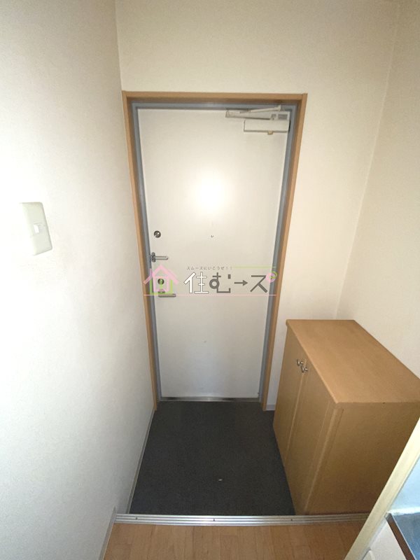 MY江之子島マンション 玄関