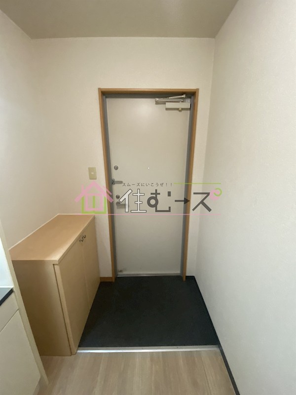 MY江之子島マンション 玄関