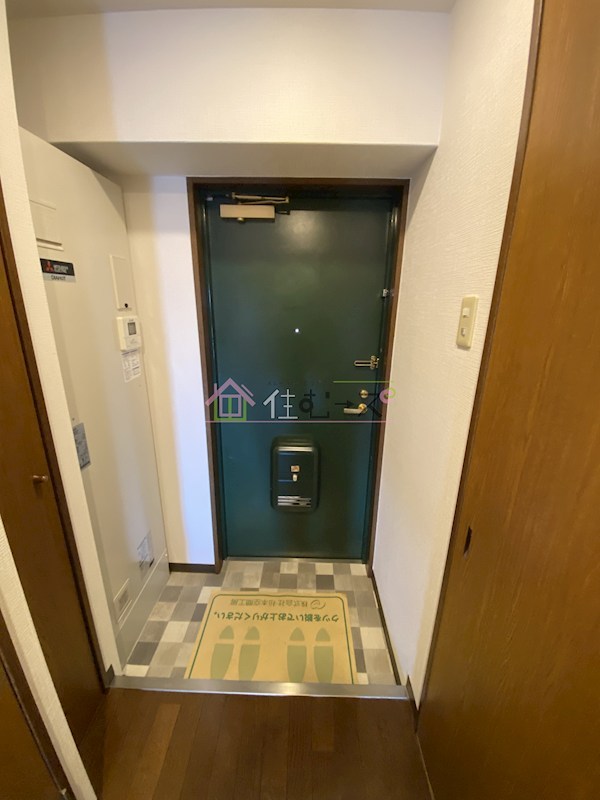 エミネンスパレス 玄関