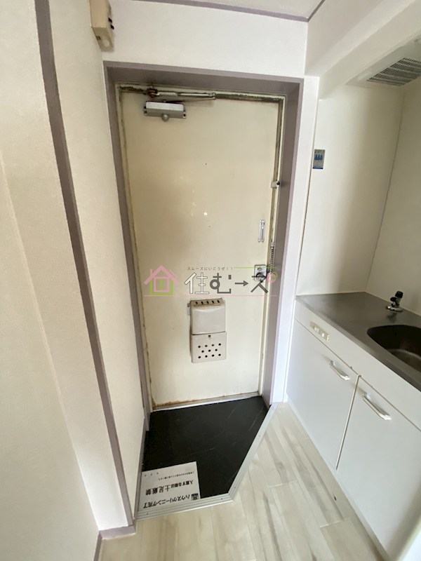 メゾン杉本 玄関