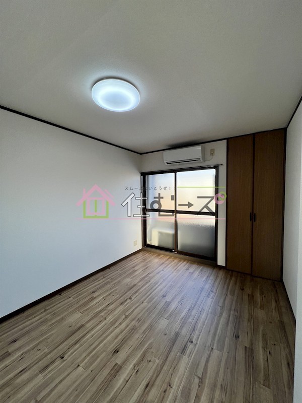 オズハイツ中川 ベッドルーム