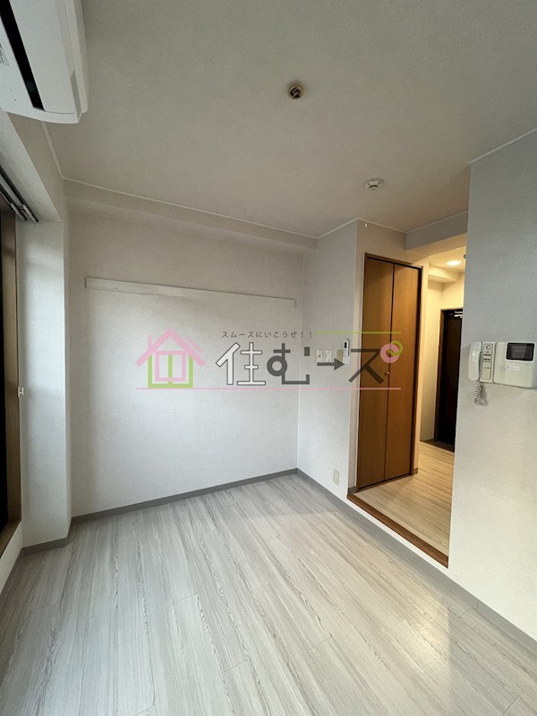 プチコート今里 リビング