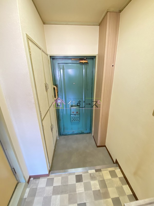 第五大朋マンション 玄関