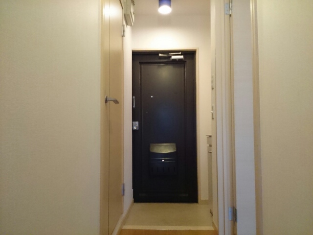 上田マンション 玄関