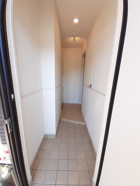 アクラス岸和田 玄関