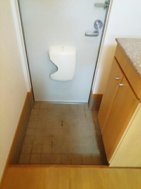 ドゥ－アルモニ－ 玄関