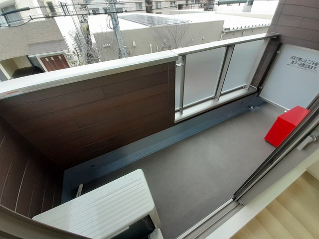 シャイン ベランダ