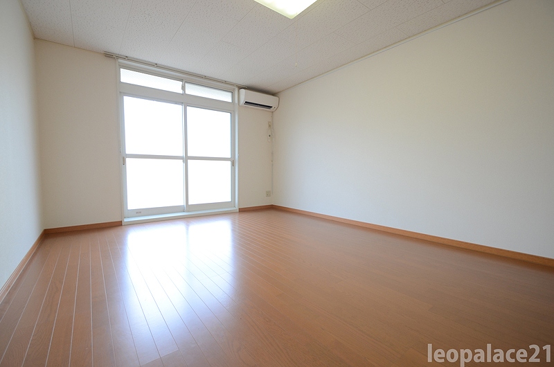 レオパレスＭＩＴＯⅡ ベッドルーム