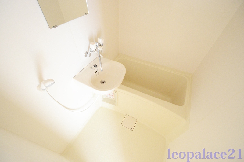 レオパレス西脇 風呂画像