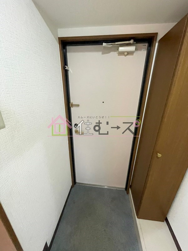 レジナコート 玄関