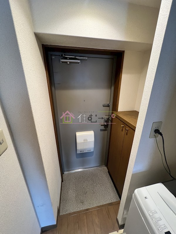 エスリード北梅田 玄関