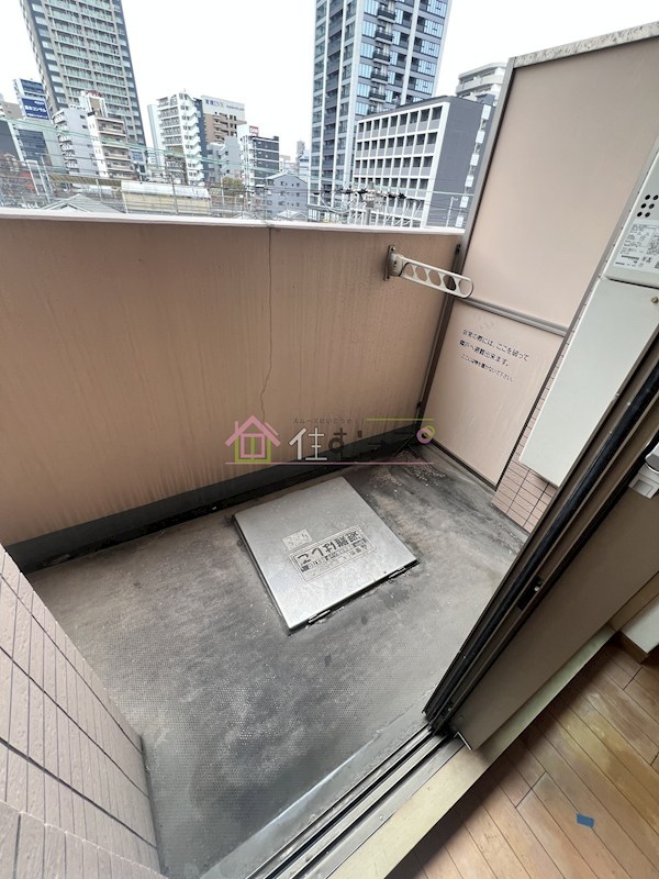 エステムコート梅田茶屋町デュアルスペース ベランダ