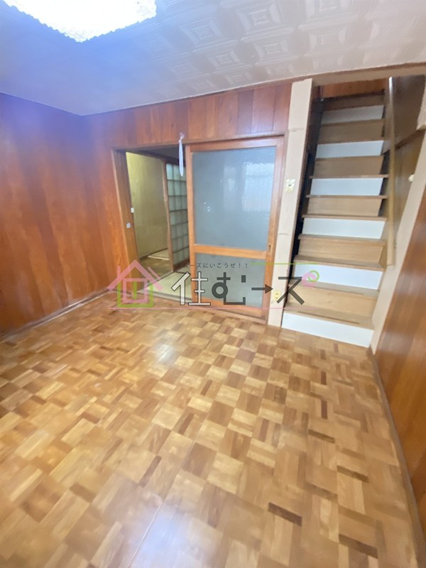 福島戸建貸家 リビング