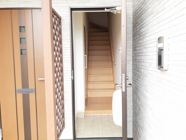 ソテ・ドゥシュ宝塚 玄関