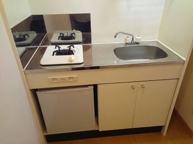 クロー・エイテルパーチ キッチン