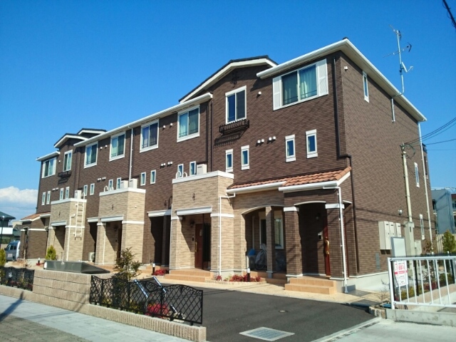 穴師台ハイツ 外観