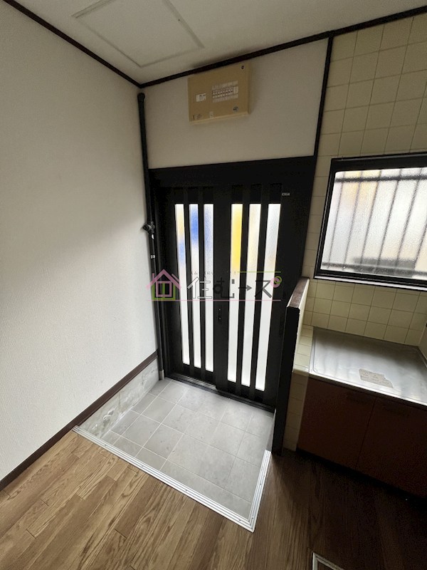 細田貸家 玄関